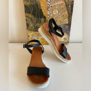 Zigi Soho Imogene Wedge Sandals